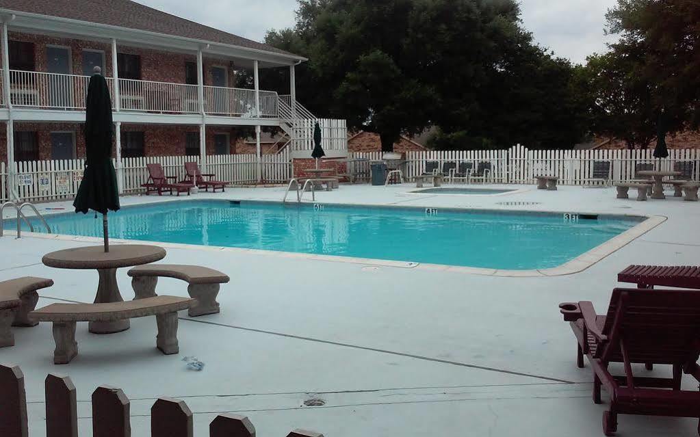 Lake View Inn Granbury Exterior foto